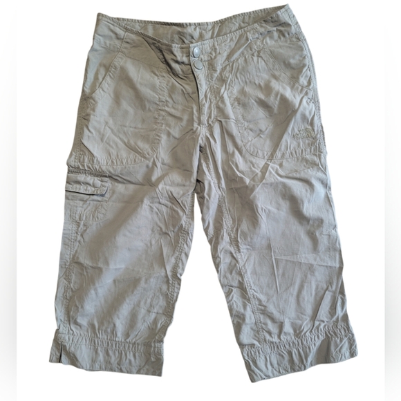 The North Face Small Lightweight Capris In Sage Green - Picture 1 of 12
